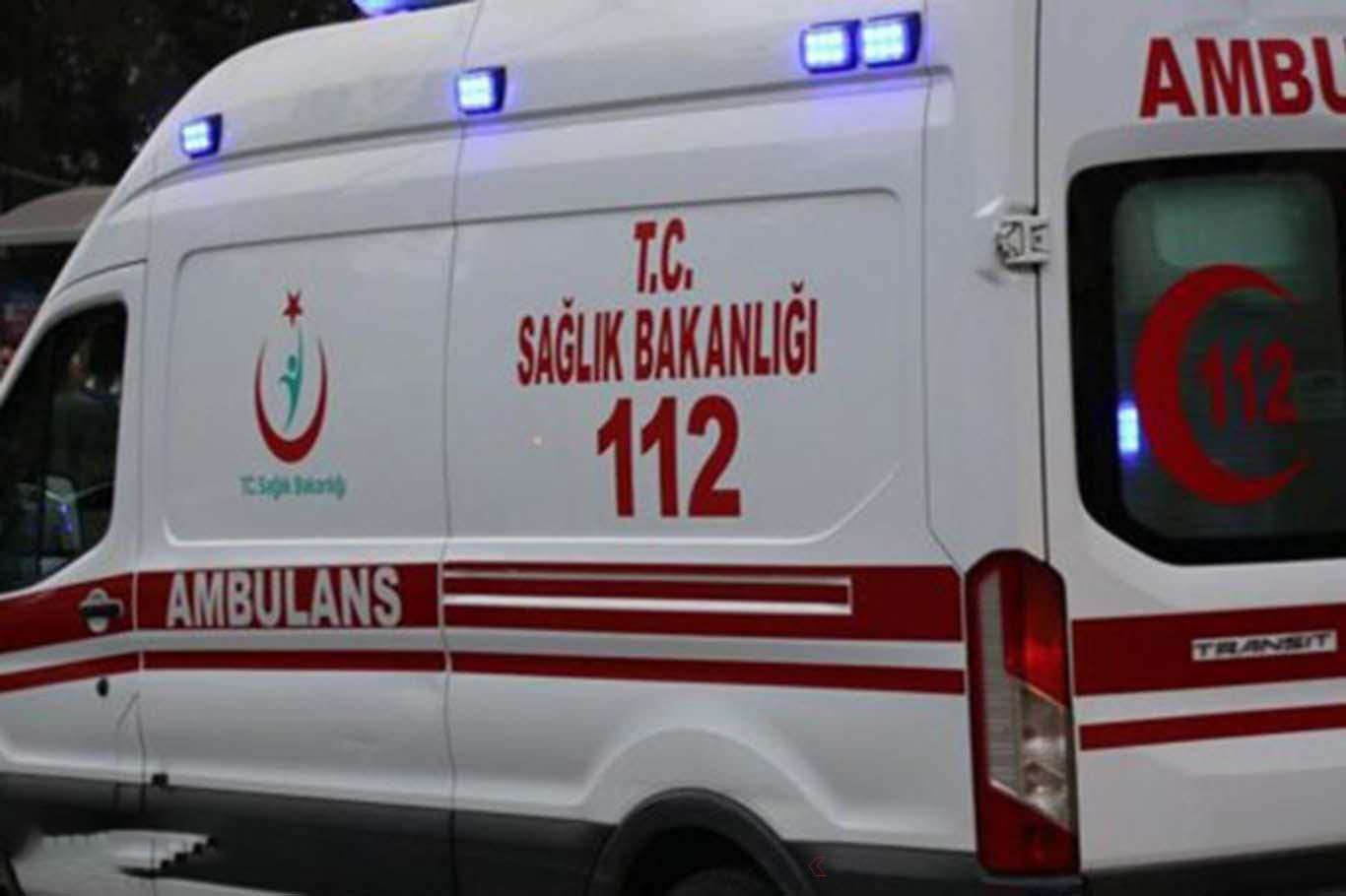 Elazığ'da 2 ayrı trafik kazasında 3 kişi yaralandı